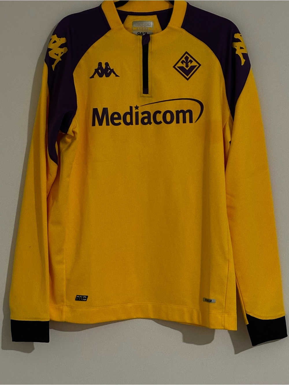 Kappa menFiorentina Yellow & Purple Long-Sleeve Top
